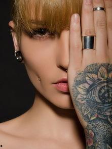 国产高清纹身女在线播放,国产视觉盛宴，激情演绎独特魅力